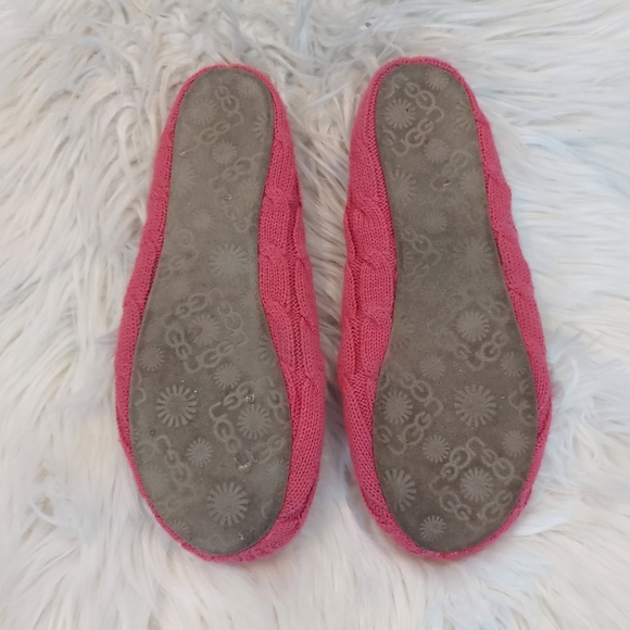Ugg Australia Andi Pom-Pom Slipper, Size 7, Pink - Picture 4 of 4